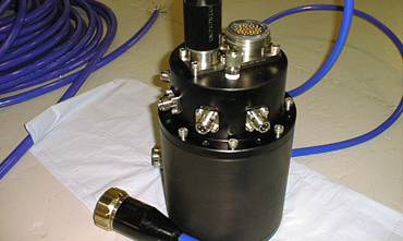 multiplexer and cable